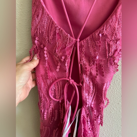 A7 - 377 Lulus hot pink lace up fringe mini dress size medium NWT - Picture 6 of 15